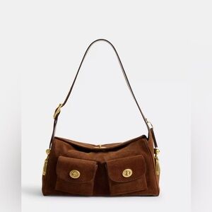 COACH
Haversack Large Suede Turnlock Shoulder Bag